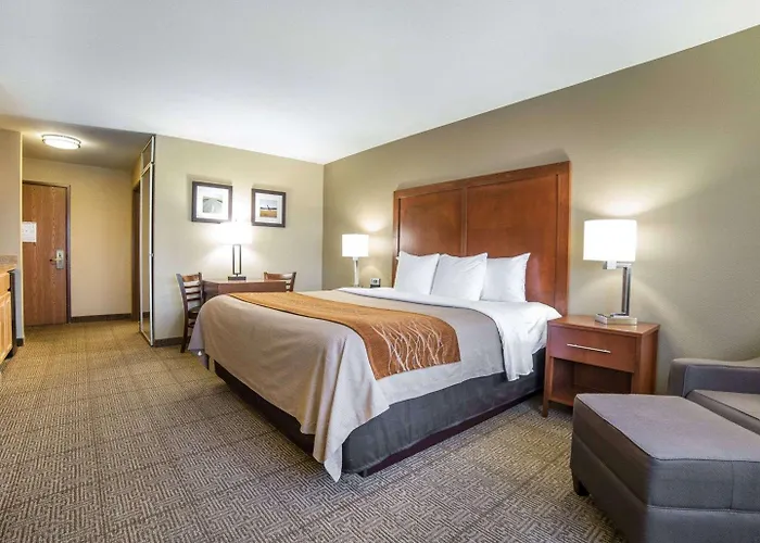 Comfort Evansville-casper 4*